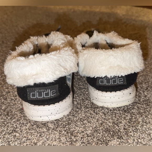 Hey Dude Shoes Womens 7 Britt Grey Skies Fur Lined Comfort Casual - Picture 3 of 10